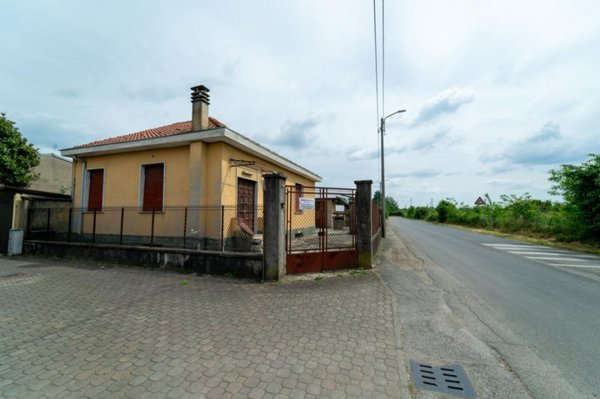 casa indipendente in vendita a Monza