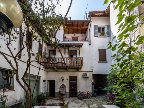 appartamento in vendita a Monza in zona Centro Storico