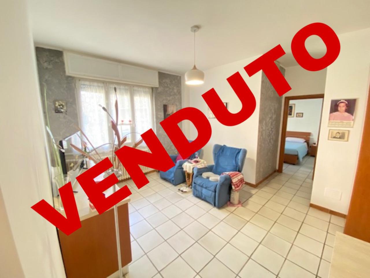 appartamento in vendita a Monza in zona Centro Storico