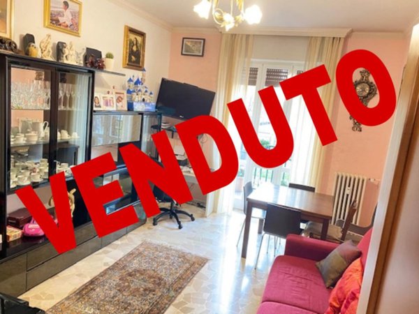 appartamento in vendita a Monza in zona Centro Storico