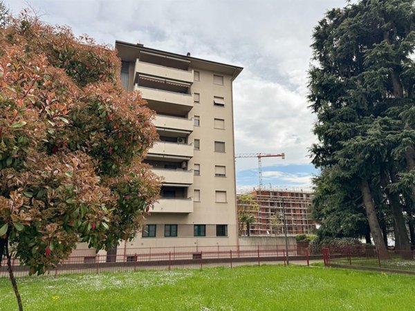 appartamento in vendita a Monza