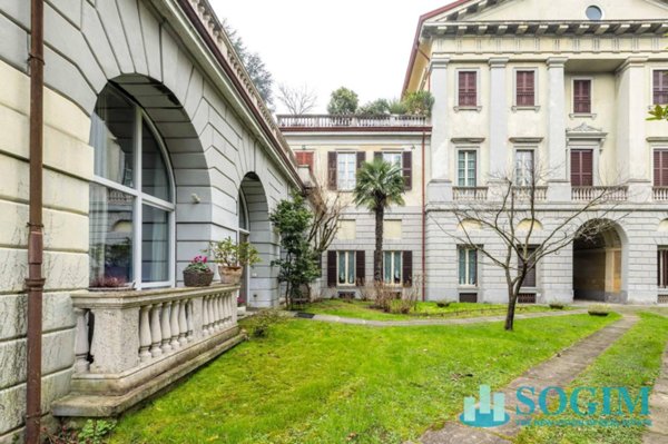 appartamento in vendita a Monza in zona Centro Storico