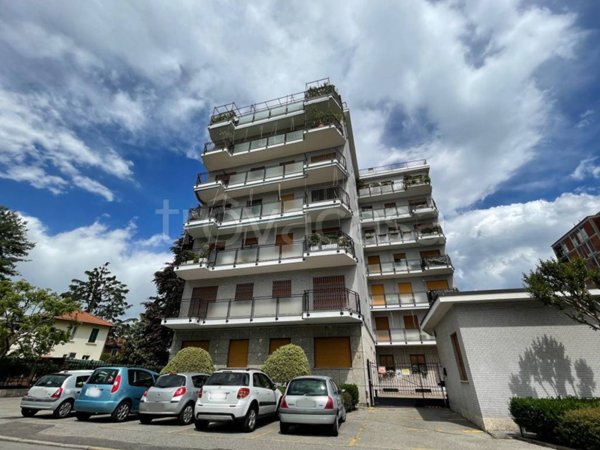 appartamento in vendita a Monza in zona Centro Storico