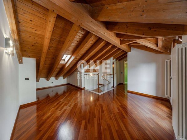 appartamento in vendita a Monza in zona Centro Storico