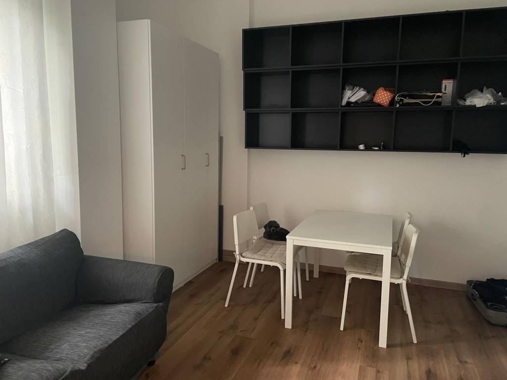 appartamento in vendita a Monza in zona Centro Storico