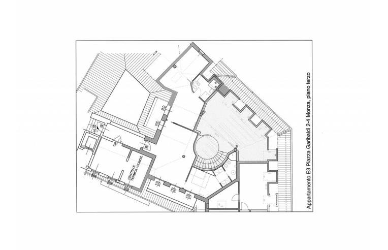 appartamento in vendita a Monza in zona Centro Storico