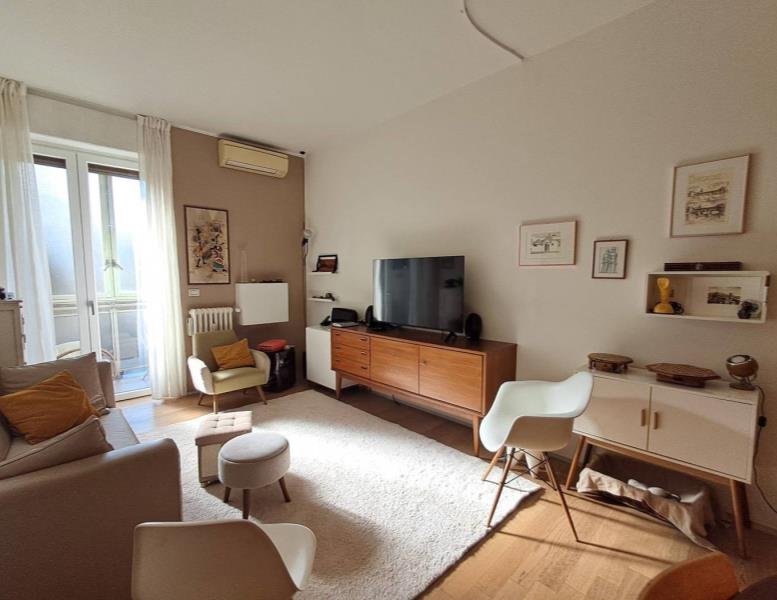 appartamento in vendita a Monza in zona Centro Storico