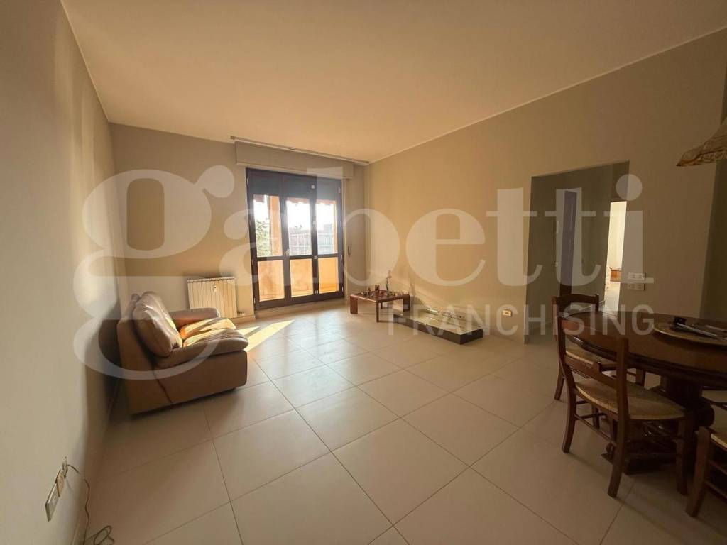 appartamento in vendita a Monza in zona Centro Storico