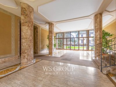 ufficio in vendita a Monza in zona Centro Storico