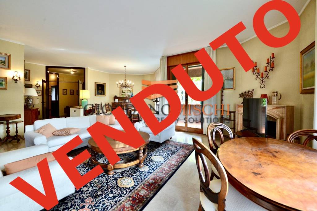 appartamento in vendita a Monza in zona Ospedale San Gerardo