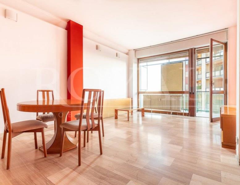 appartamento in vendita a Monza in zona Centro Storico