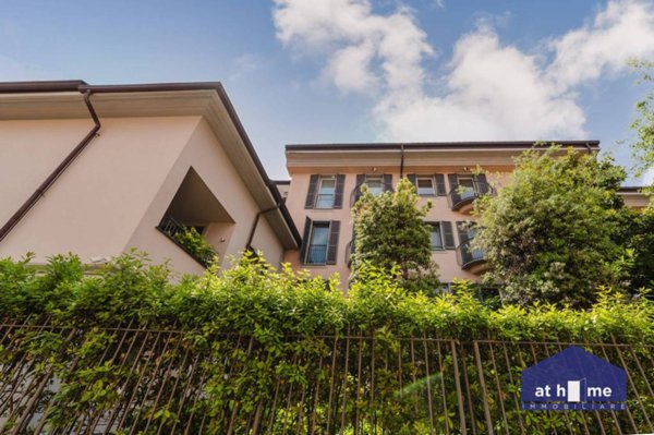 appartamento in vendita a Monza in zona Centro Storico