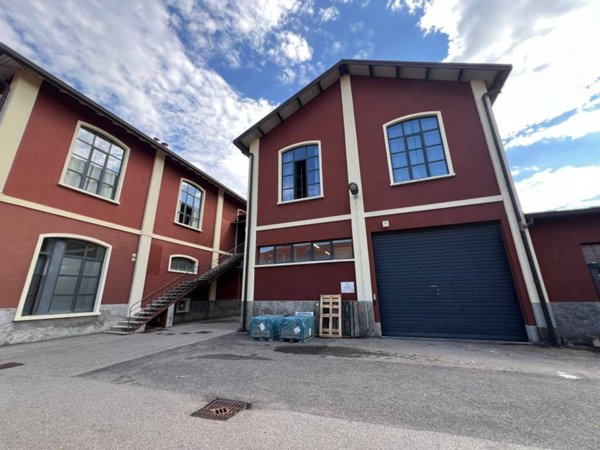 negozio in vendita a Monza