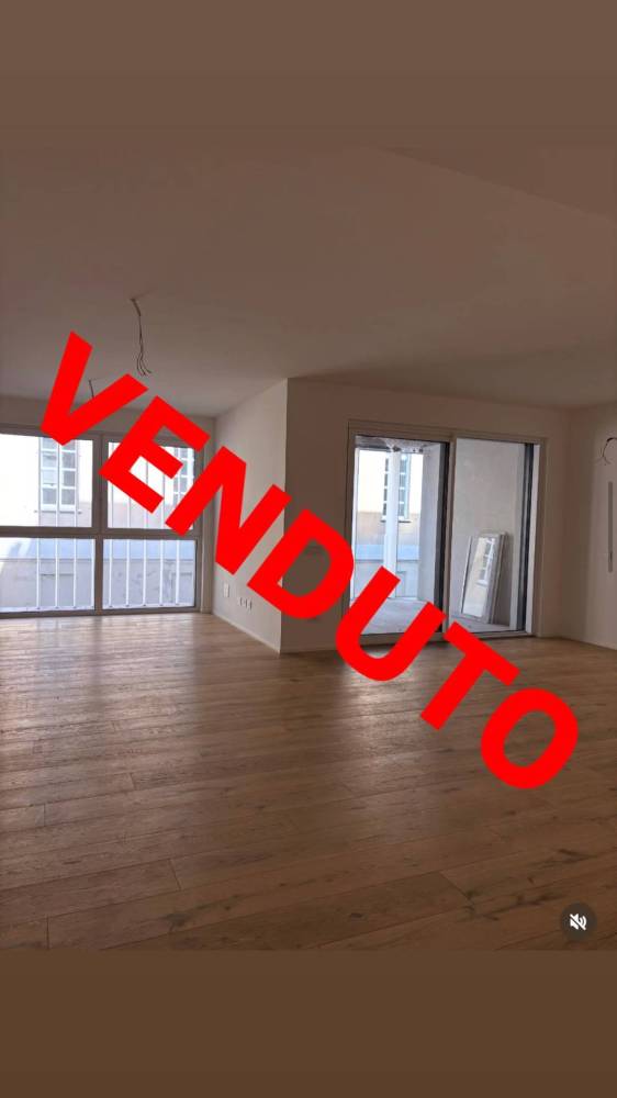 appartamento in vendita a Monza in zona Centro Storico