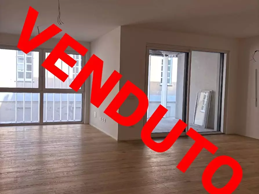 appartamento in vendita a Monza in zona Centro Storico