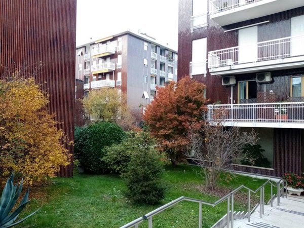 ufficio in vendita a Monza