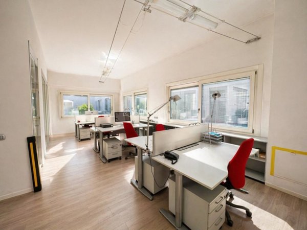 ufficio in vendita a Monza