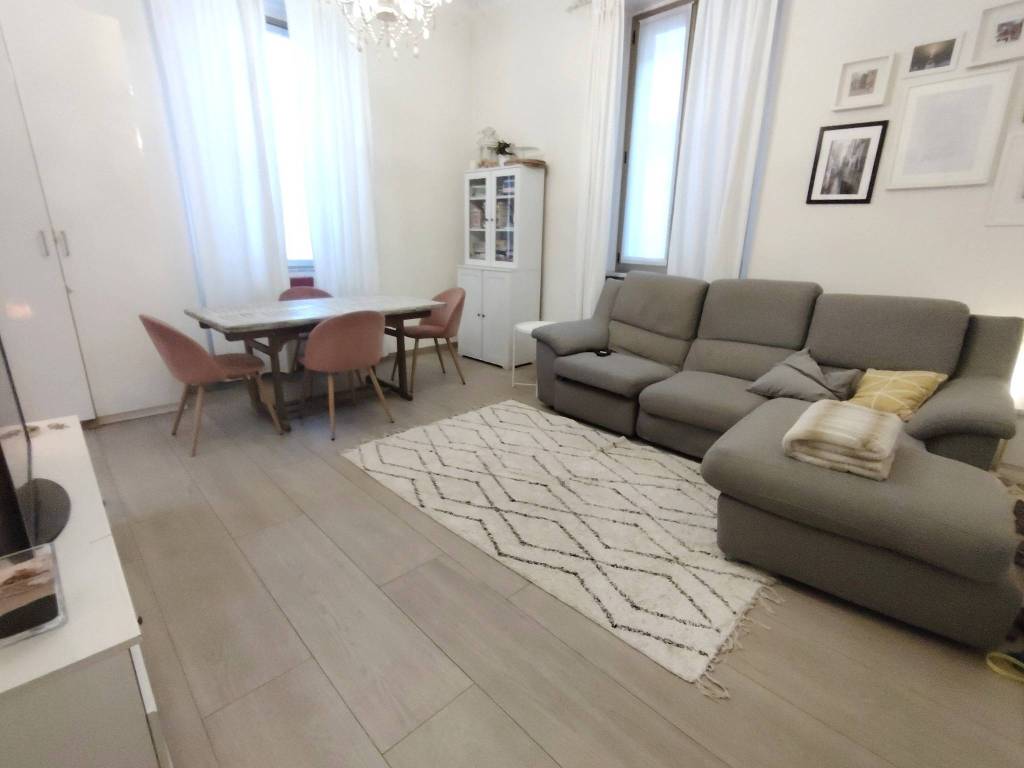 appartamento in vendita a Monza in zona Centro Storico