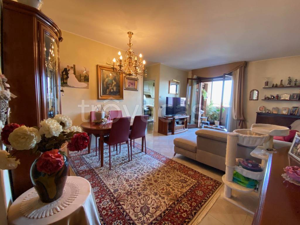 appartamento in vendita a Monza