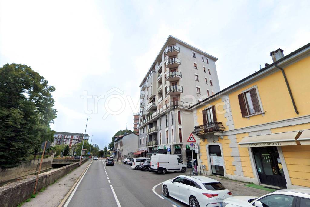 appartamento in vendita a Monza in zona Centro Storico