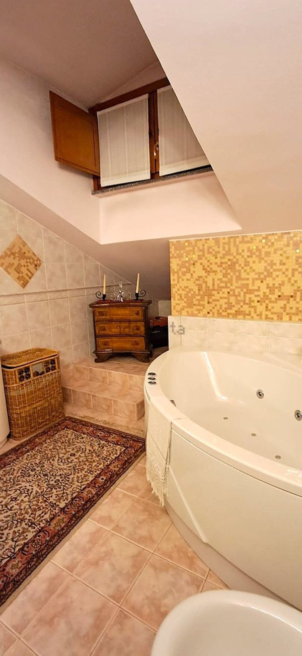 appartamento in vendita a Monza in zona Ospedale San Gerardo