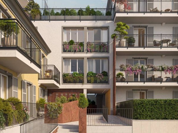 appartamento in vendita a Monza in zona Centro Storico