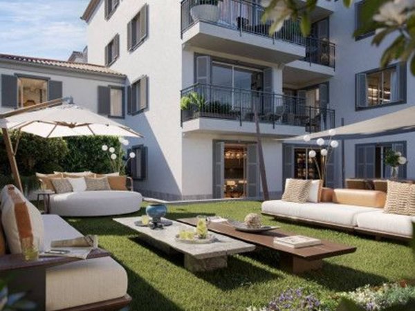 appartamento in vendita a Monza in zona Centro Storico