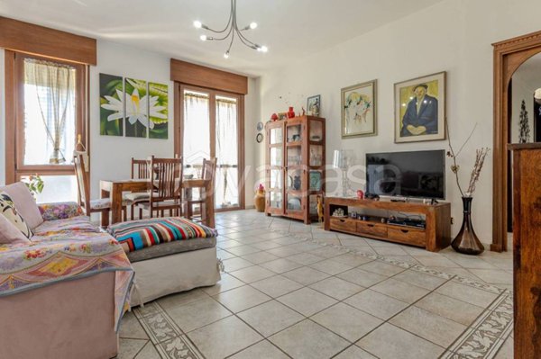 appartamento in vendita a Monza in zona Ospedale San Gerardo