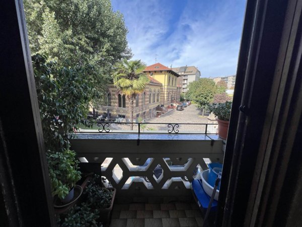 appartamento in vendita a Monza in zona Centro Storico