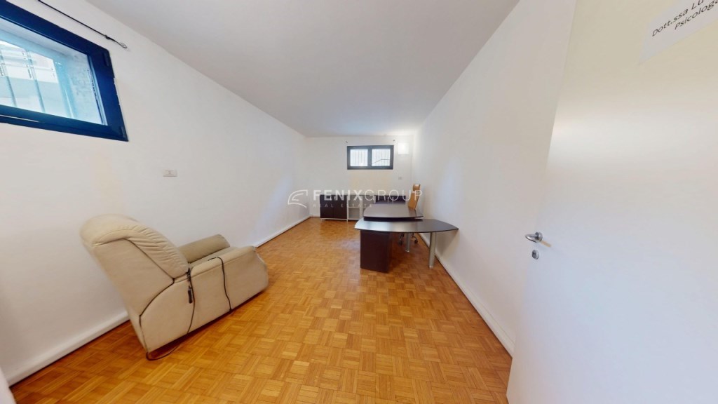 appartamento in vendita a Monza in zona Centro Storico