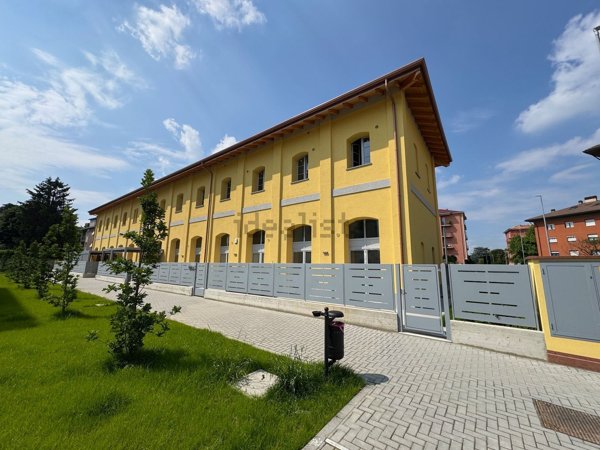 ufficio in vendita a Monza