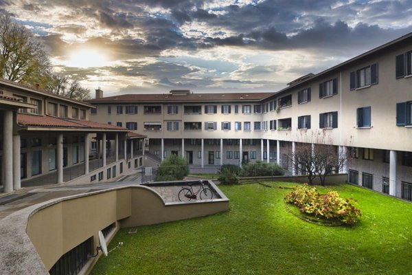 appartamento in vendita a Monza in zona Centro Storico