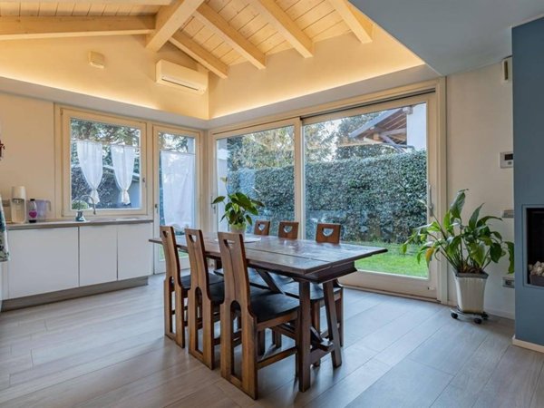 appartamento in vendita a Monza in zona Centro Storico