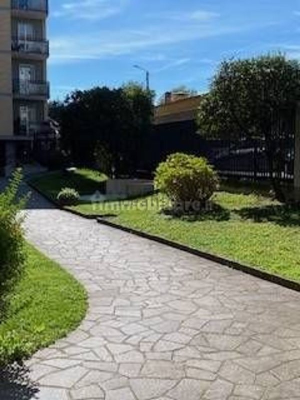 casa indipendente in vendita a Monza