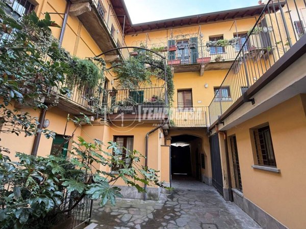 appartamento in vendita a Monza in zona Centro Storico