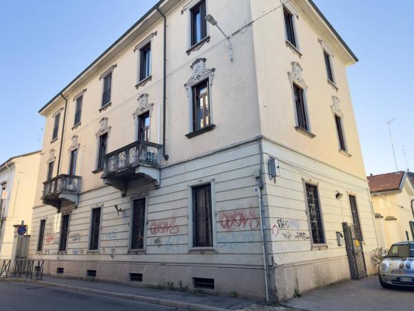 appartamento in vendita a Monza in zona Centro Storico