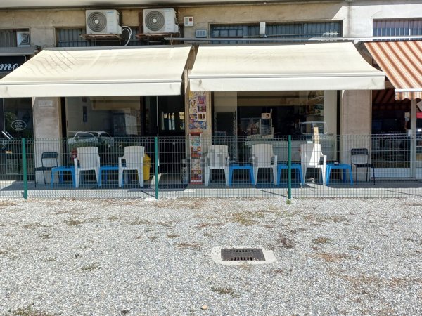 negozio in vendita a Monza