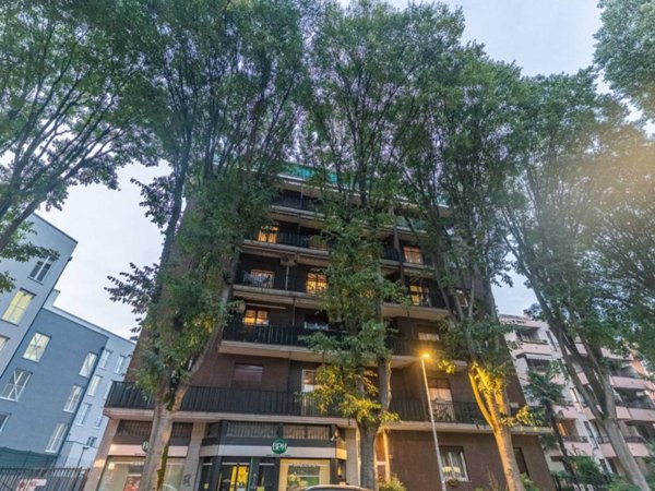 appartamento in vendita a Monza in zona Centro Storico