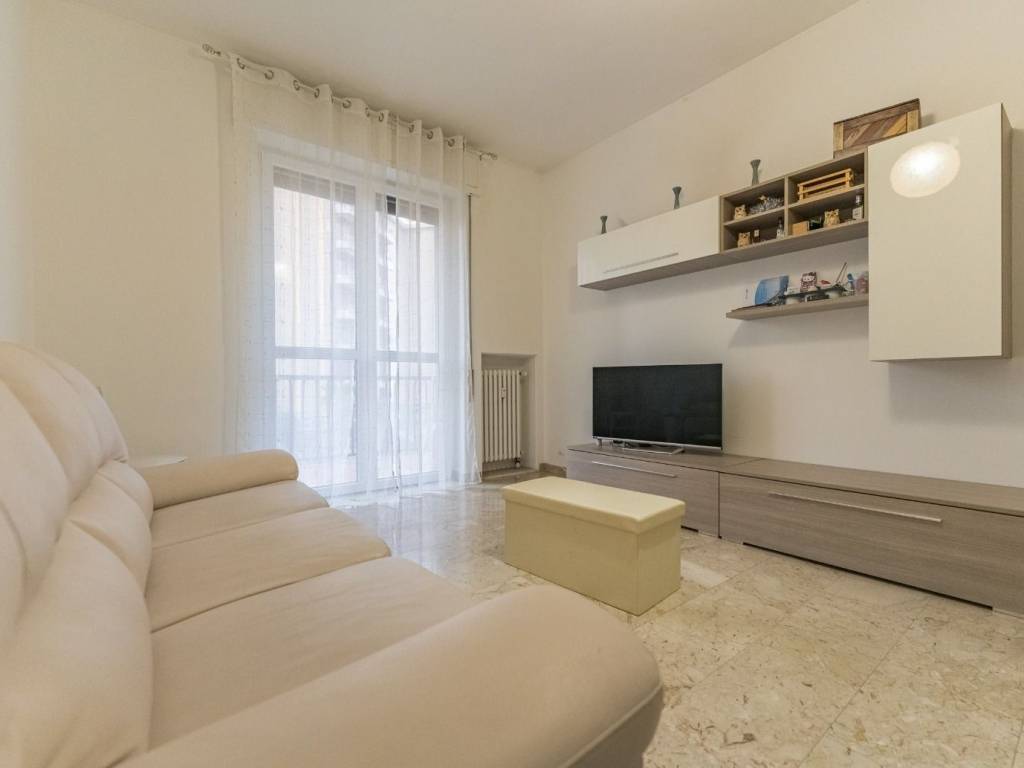 appartamento in vendita a Monza in zona Centro Storico