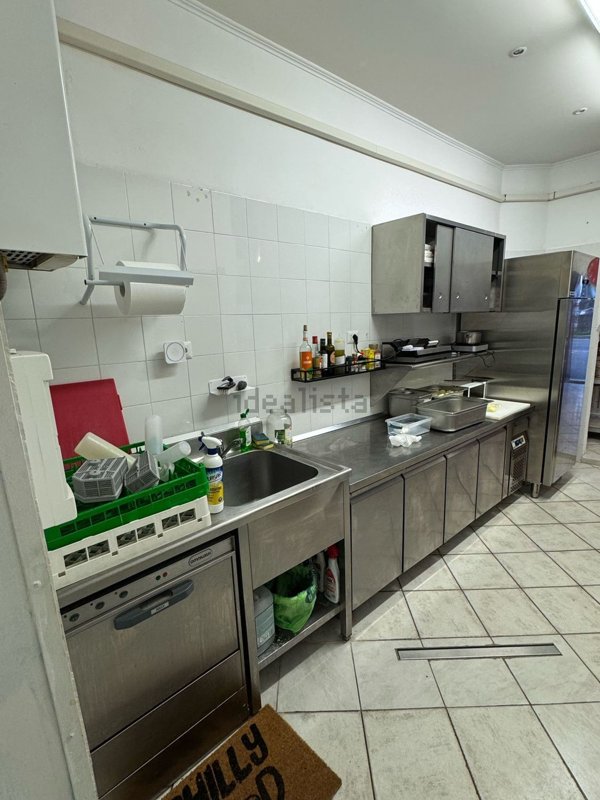 negozio in vendita a Monza