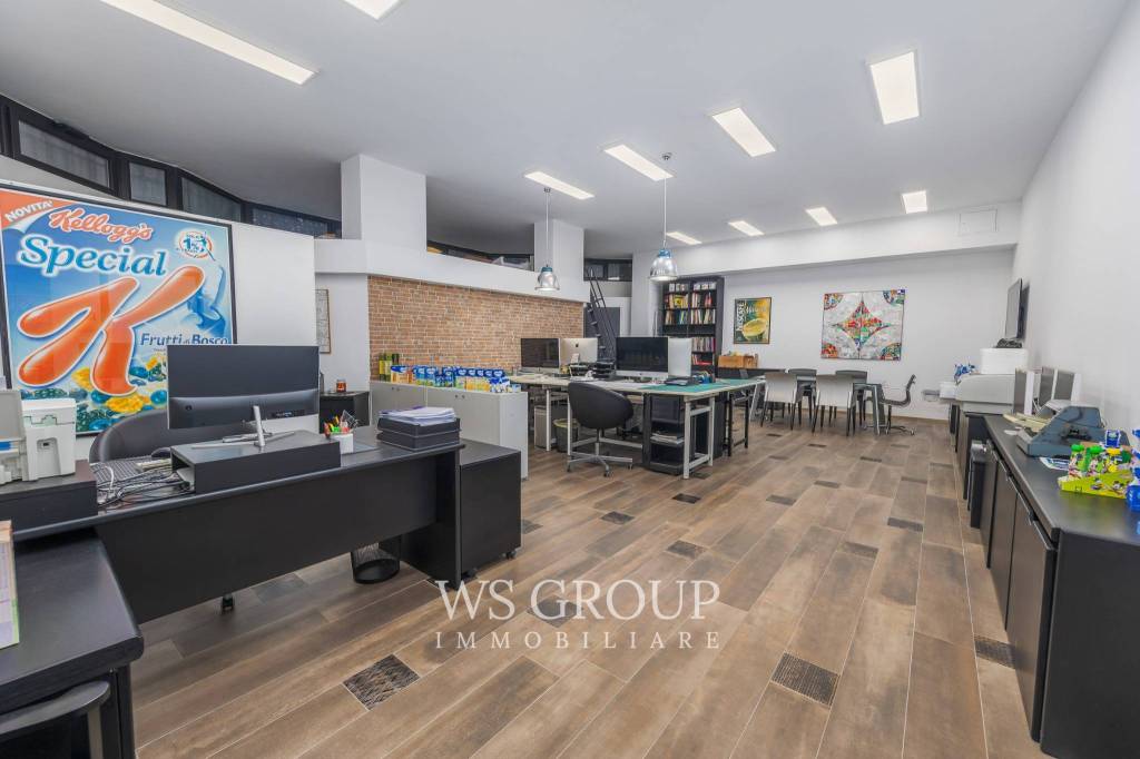 appartamento in vendita a Monza in zona Centro Storico