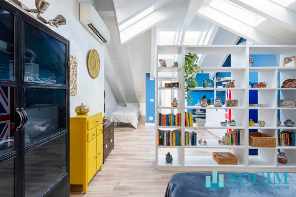 appartamento in vendita a Monza in zona Centro Storico