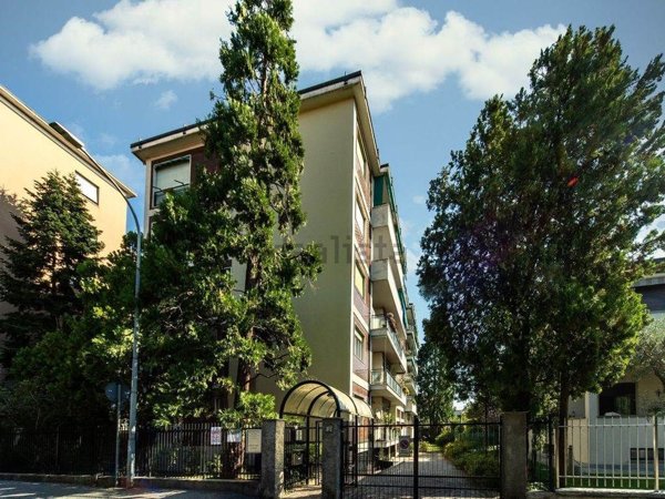 trivano in vendita a Monza