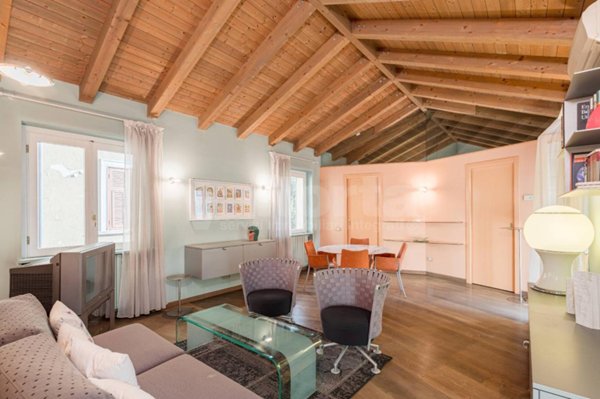 appartamento in vendita a Monza in zona Centro Storico