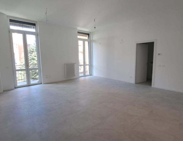 appartamento in vendita a Monza in zona Centro Storico