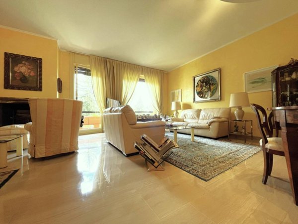 appartamento in vendita a Monza in zona Centro Storico