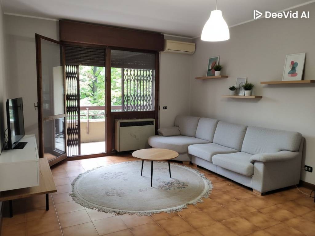 appartamento in vendita a Monza in zona Centro Storico