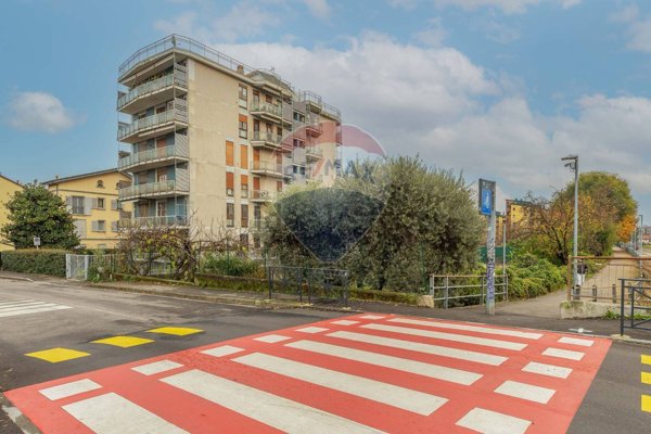 appartamento in vendita a Monza in zona Centro Storico