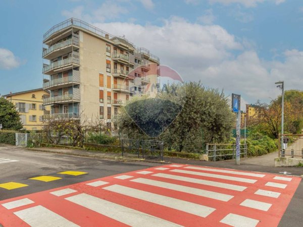 appartamento in vendita a Monza in zona Centro Storico