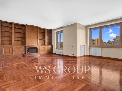 appartamento in vendita a Monza in zona Centro Storico